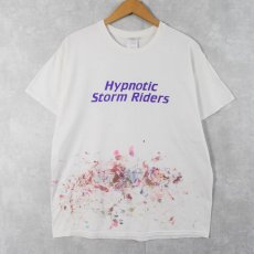 画像1: "Hypnotic Storm Riders" ペンキペイント プリントTシャツ L (1)