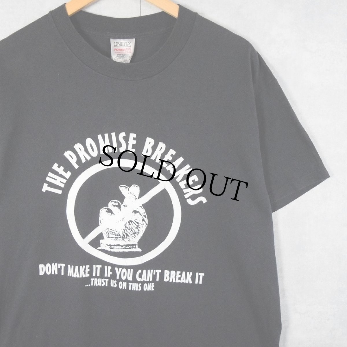 画像1: 90's "THE PROMISE BREAKERS" メッセージプリントTシャツ BLACK L (1)