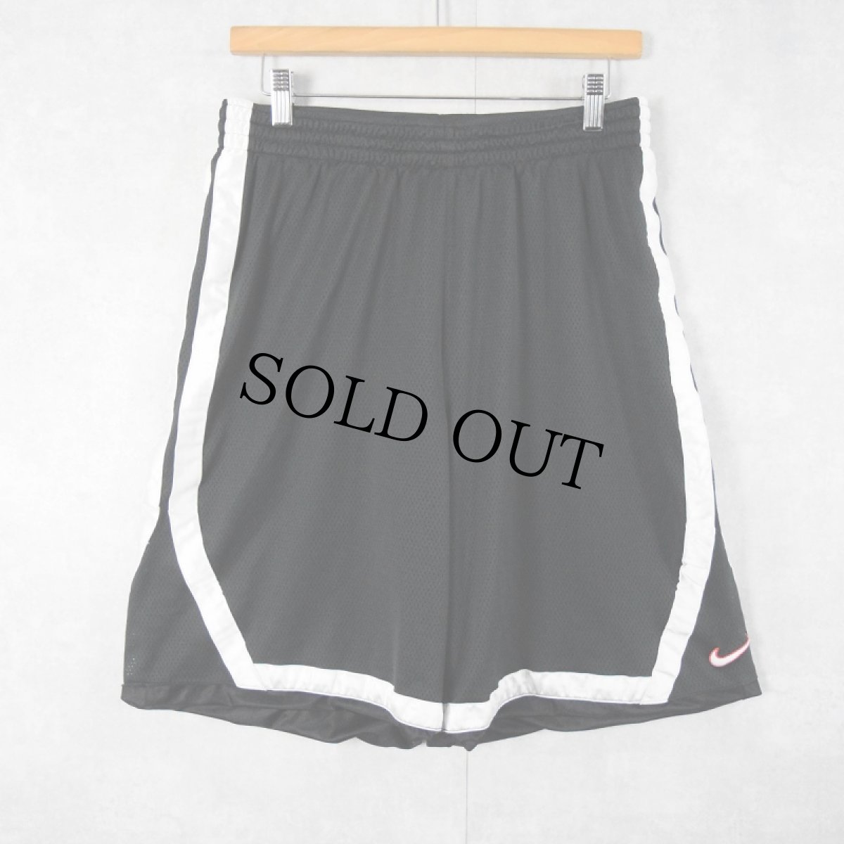 画像3: NIKE ロゴ刺繍 バスケットパンツ BLACK (3)