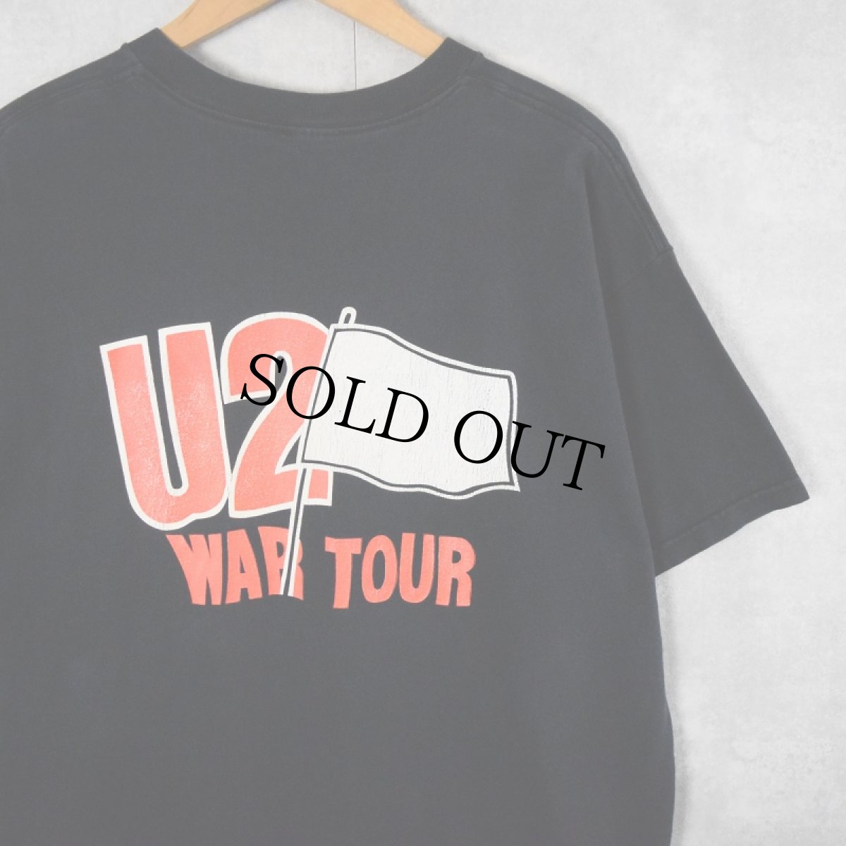 画像2: U2 "WAR TOUR" ロックバンドツアーTシャツ BLACK (2)