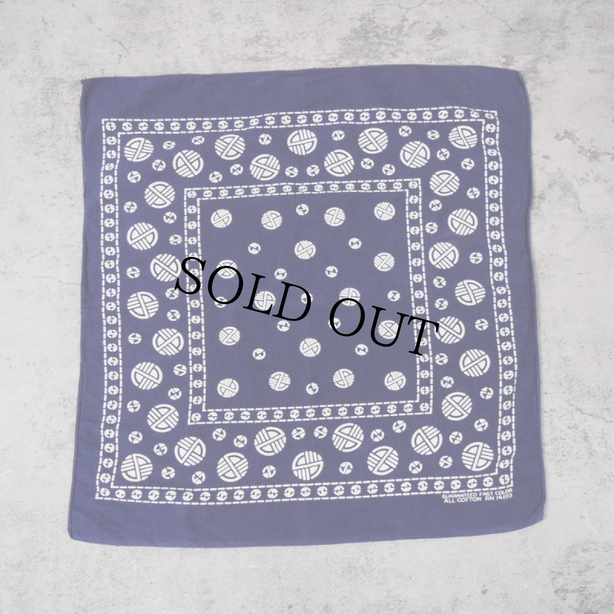 画像2: 60's 車輪柄 バンダナ (2)