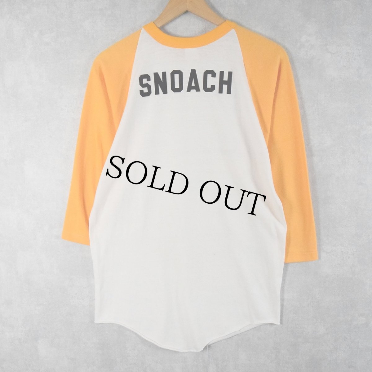 画像2: 70〜80's sportswear USA製 "SECTION 81 CHAMPS" フロッキープリントラグランTシャツ L (2)