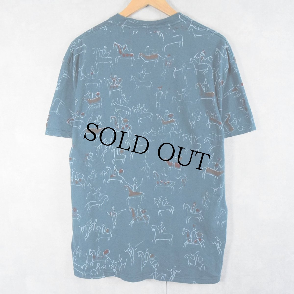 画像2: 90's Baffalo アート総柄Tシャツ L (2)