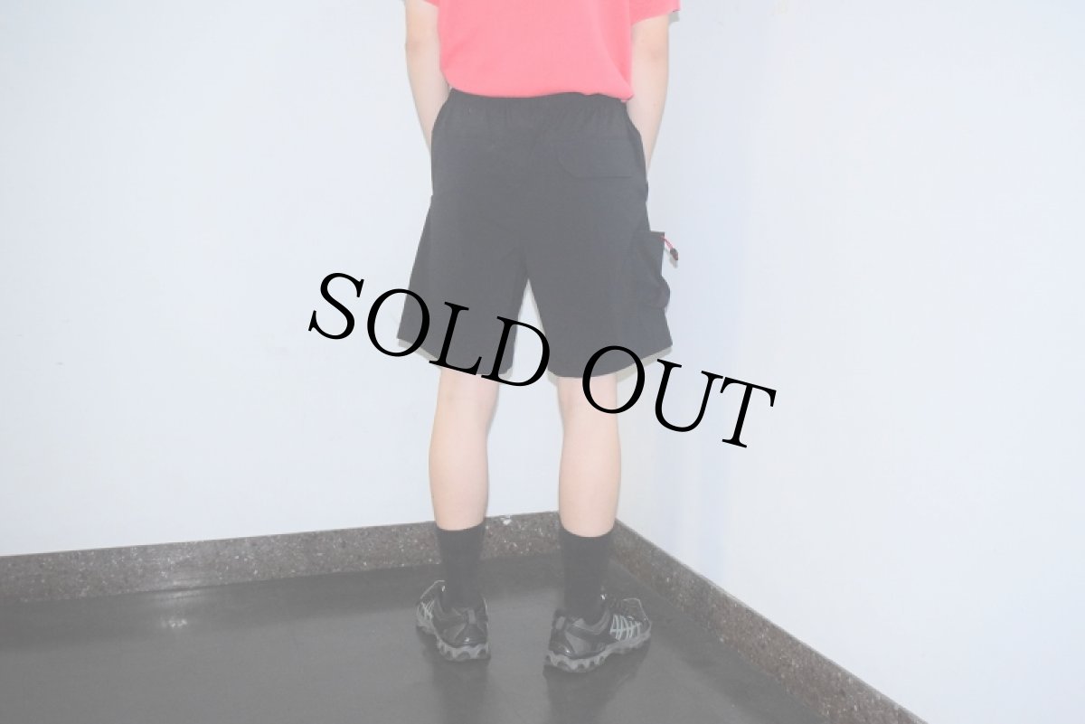 画像4: Columbia リップストップ ナイロンカーゴイージーショーツ BLACK L タグ付き未使用 (4)