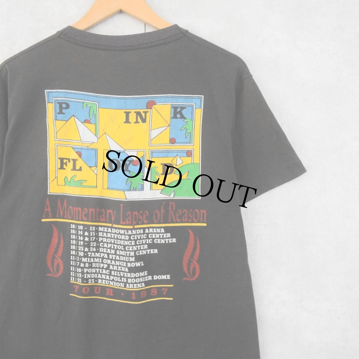 画像2: 80's PINK FLOYD "A momentary lapse of reason" ロックバンドツアープリントTシャツ BLACK (2)