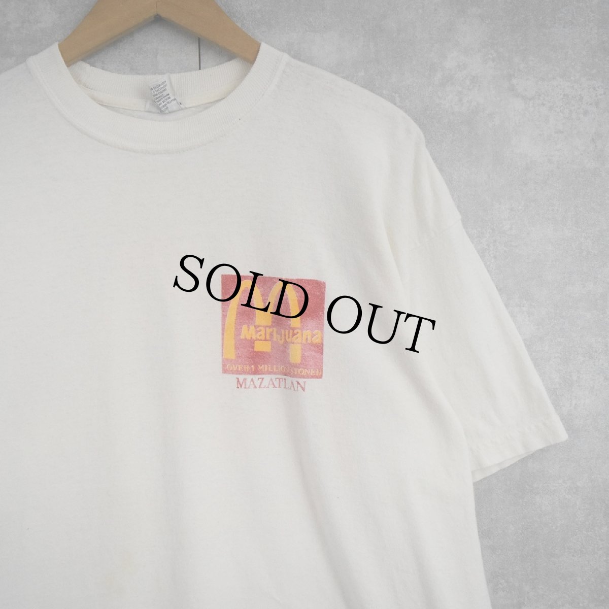 画像2: "Marijuana" 企業パロディ ガンジャプリントTシャツ (2)