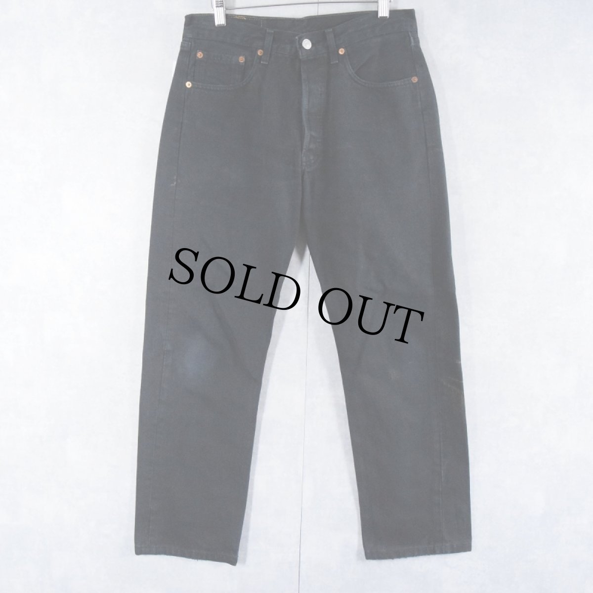 画像1: 90's EURO Levi's 501 FRANCE製 後染め ブラックデニムパンツ W31 (1)