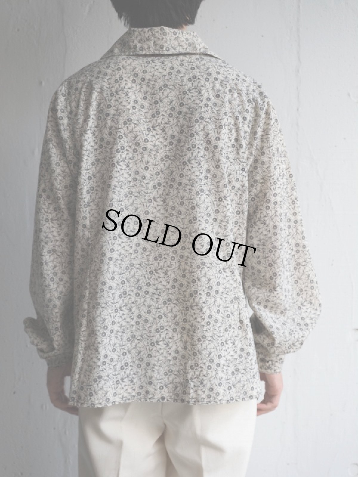 画像4: 花柄 コットンスキッパーシャツ (4)