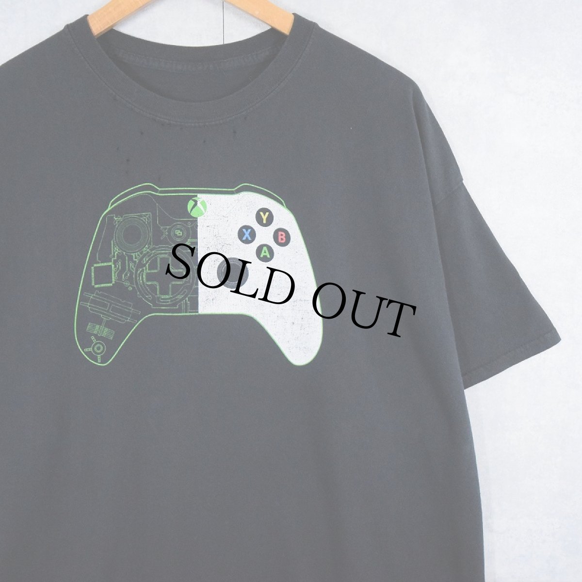 画像1: XBOX ゲームコントローラープリントTシャツ BLACK (1)