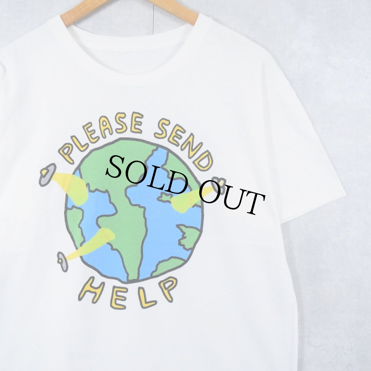 画像1: "PLEASE SEND HELP" シュールイラストプリントTシャツ (1)