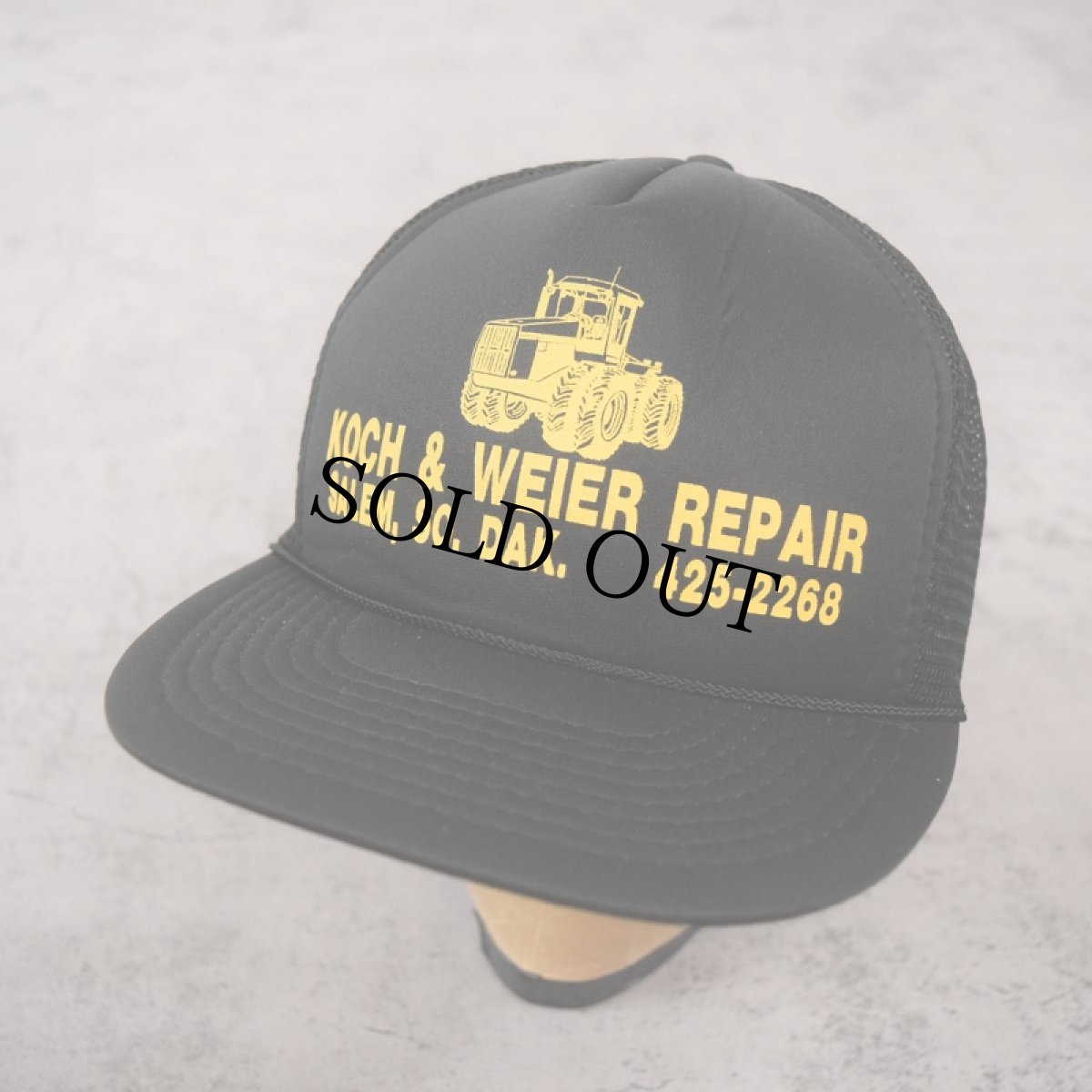 画像1: "KOCH & WEIER REPAIR" スナップバックメッシュキャップ BLACK ONESIZE (1)