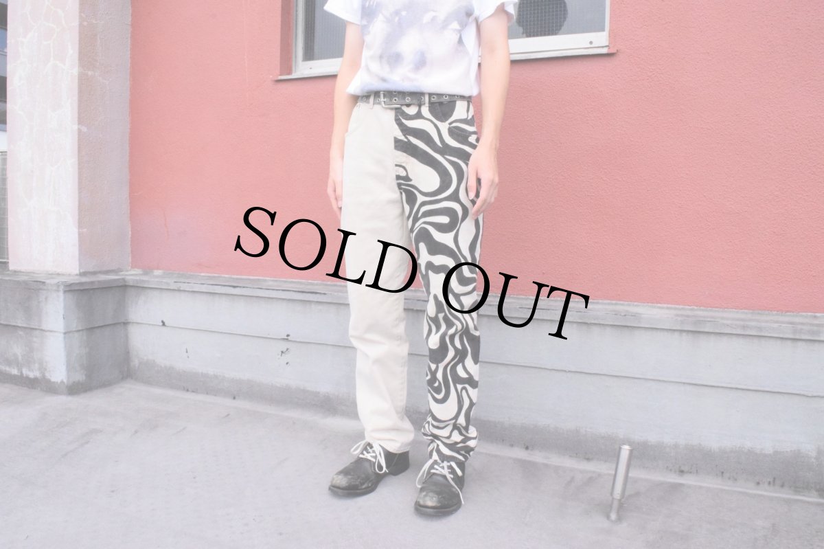 画像4: CHRISTOPHER J. CANADA製 バーブル柄切り替え ハンドペイント カラーデニムパンツ W31 (4)