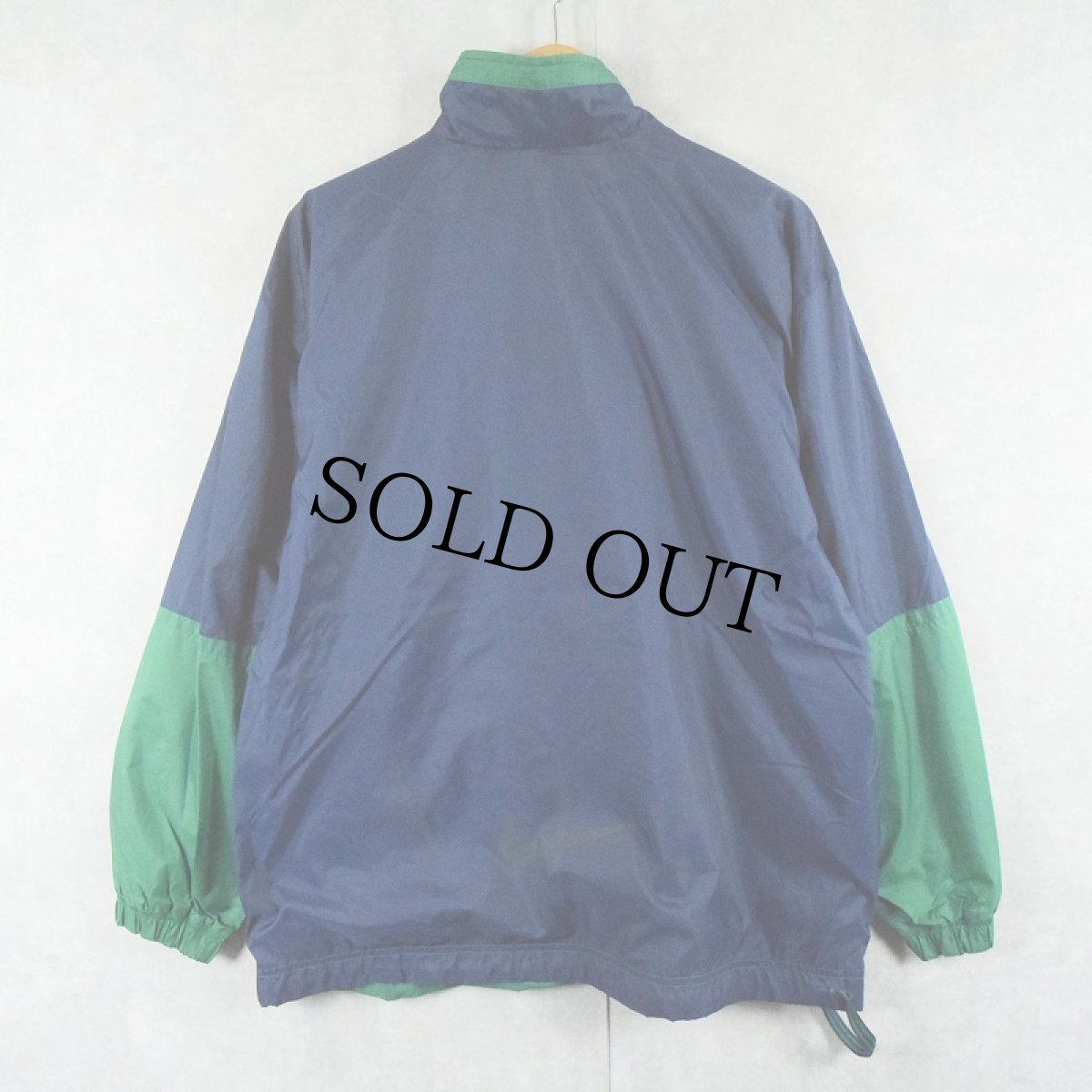 画像2: 90〜2000's NIKE ロゴ刺繍 切り替えデザイン ナイロンジャケット NAVY×GREEN XL (2)