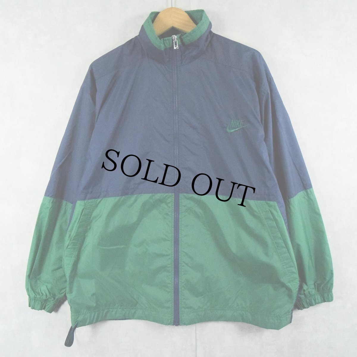 画像1: 90〜2000's NIKE ロゴ刺繍 切り替えデザイン ナイロンジャケット NAVY×GREEN XL (1)