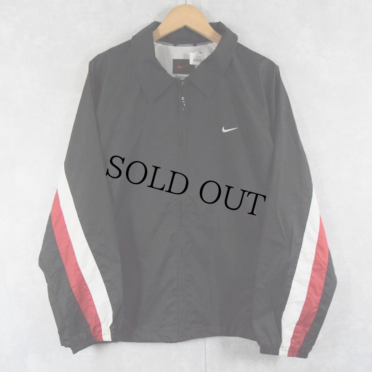 画像2: NIKE ロゴ刺繍 切り替えデザイン ナイロンジャケット BLACK XL (2)