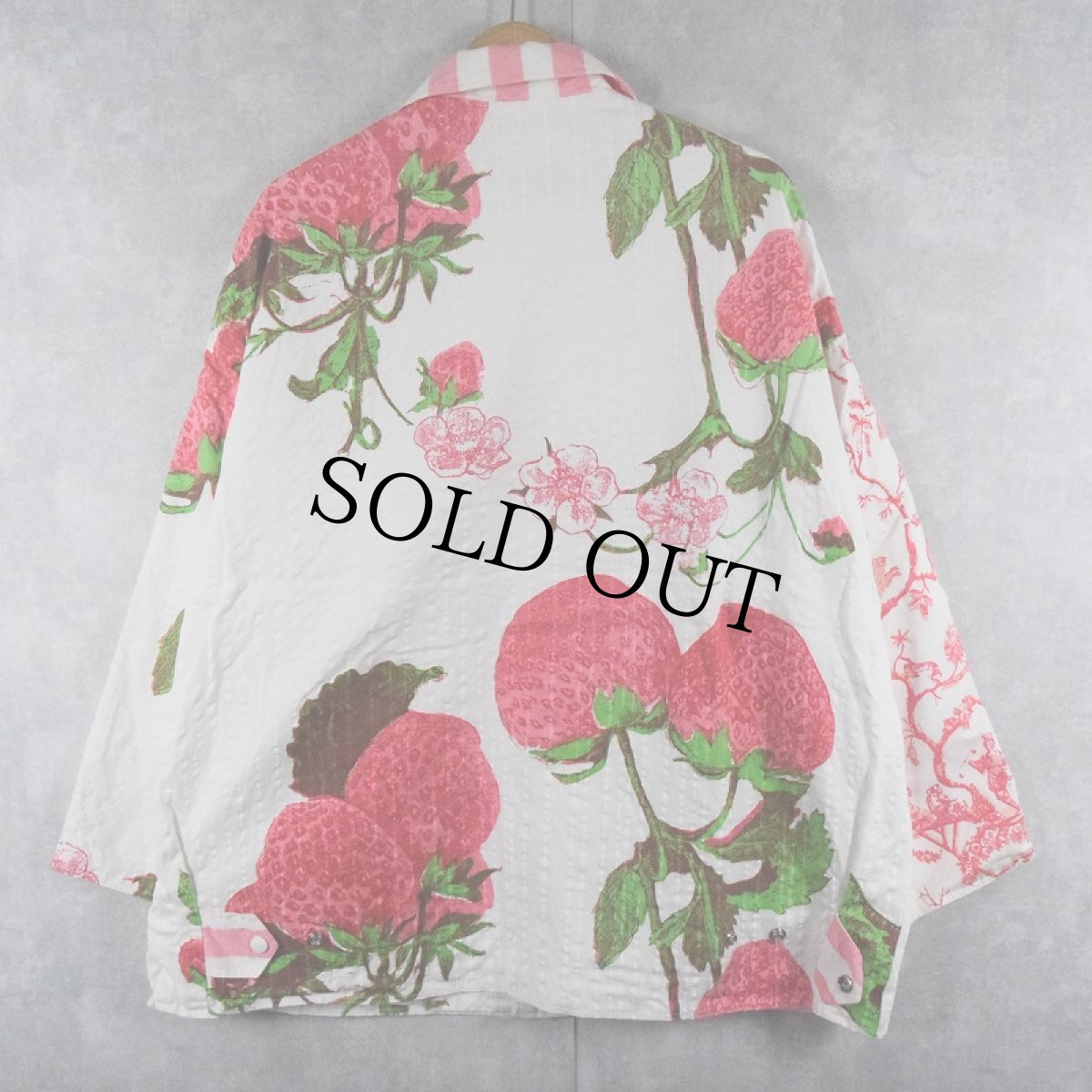 画像2: Tillett USA製 苺柄 コットンジャケット L (2)