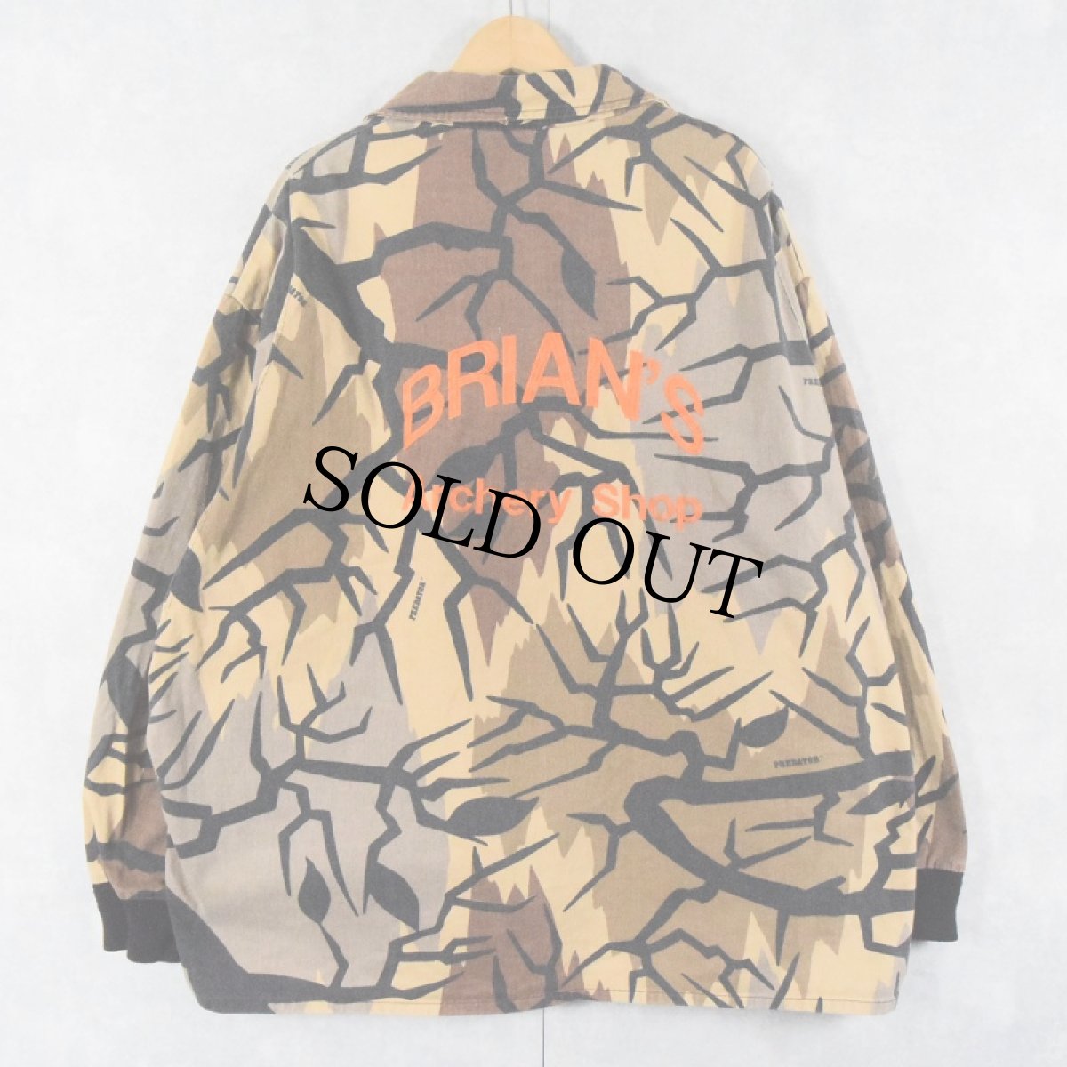 画像2: 90's PREDATOR CAMOUFLAGE USA製 プレデターカモ柄 刺繍入り ハンティングジャケット XXL (2)