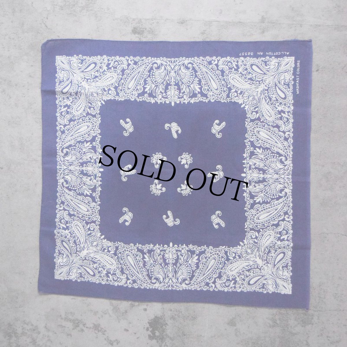 画像2: 60's WASHFAST COLOR ペイズリー柄 バンダナ (2)