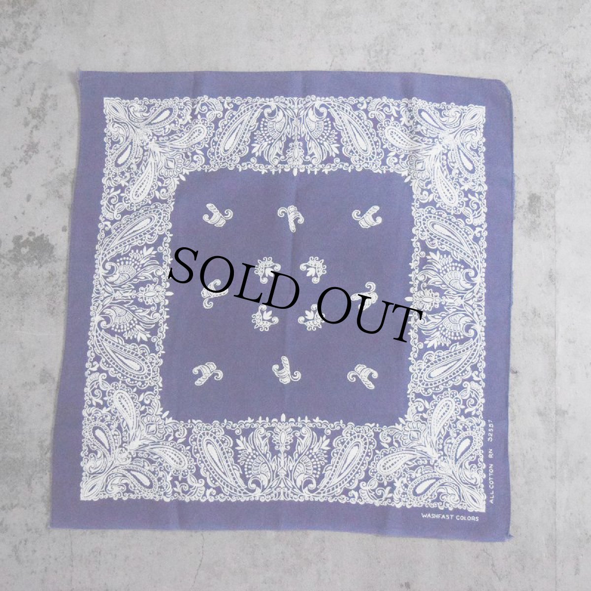画像2: 60's WASHFAST COLOR ペイズリー柄 バンダナ (2)