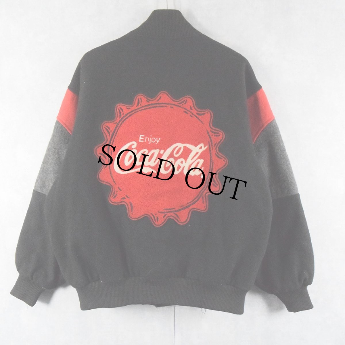 画像2: 80〜90's Coca-Cola CANADA製 ワッペン付き ウールスタジャン L (2)