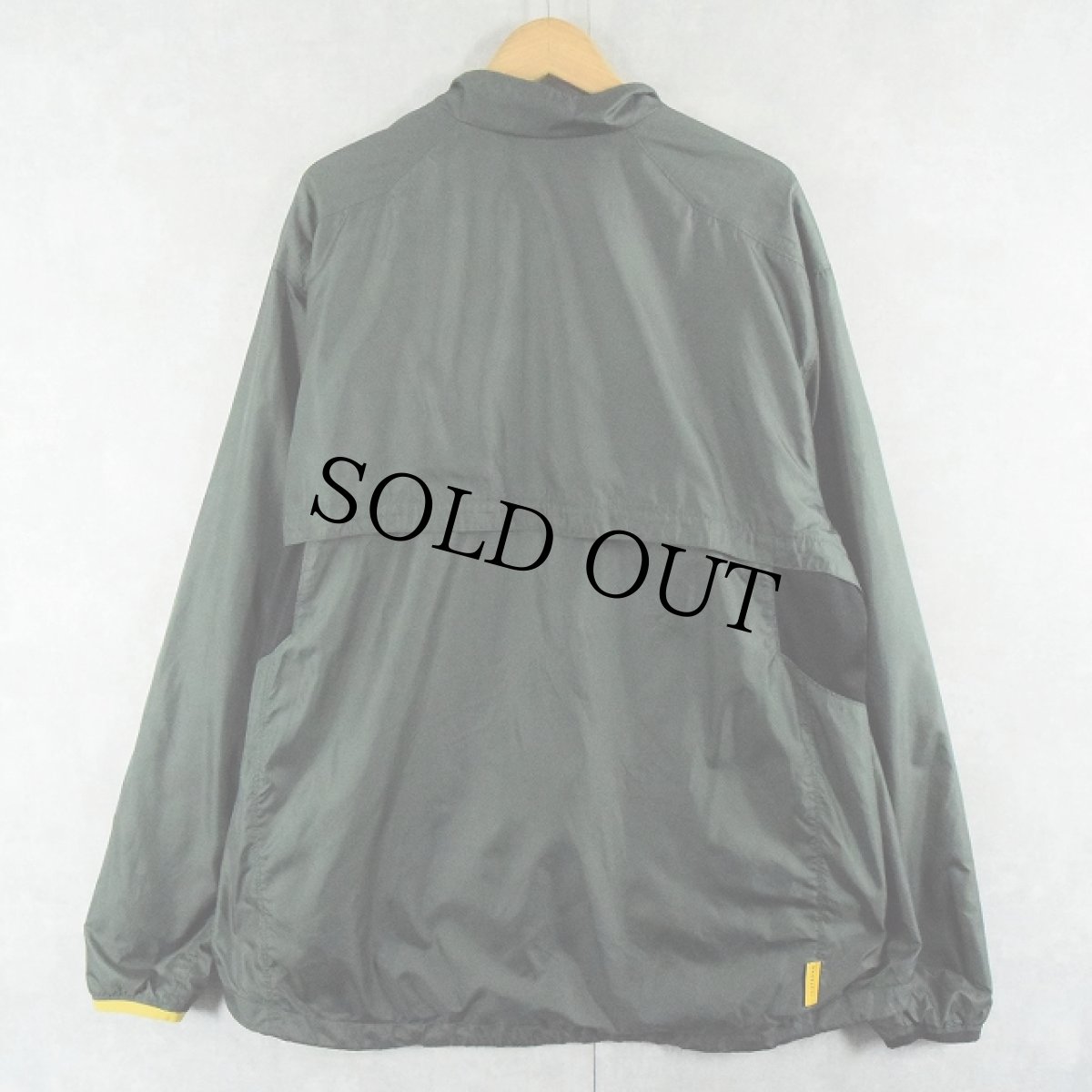 画像2: NIKE "LIVESTRONG" プルオーバージャケット XXL (2)