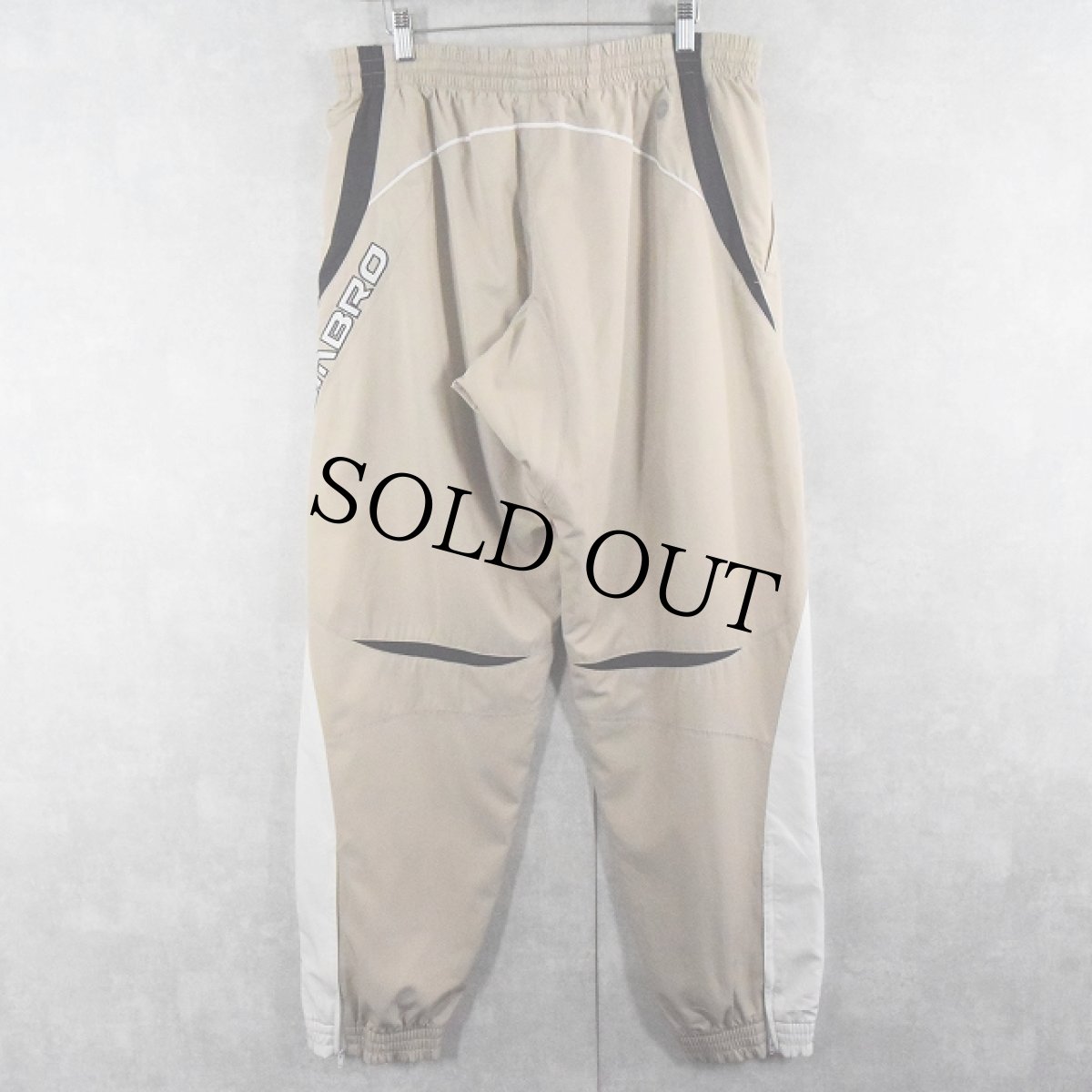 画像2: UMBRO ロゴ刺繍 トラックパンツ XXL (2)