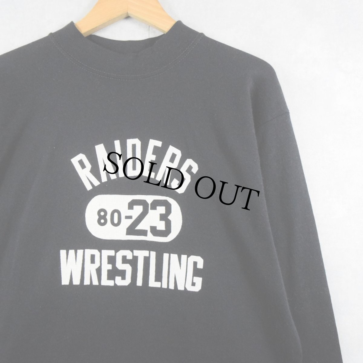 画像1: 70〜80's USA製 "RAIDERS WRESTLING" モックネック プリントロンT BLACK L (1)