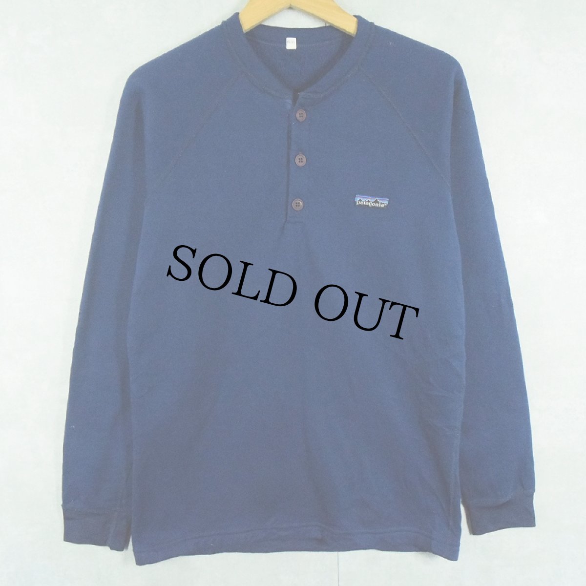 画像1: 80's〜 Patagonia ヘンリーネック ラグランインナースウェット NAVY M (1)