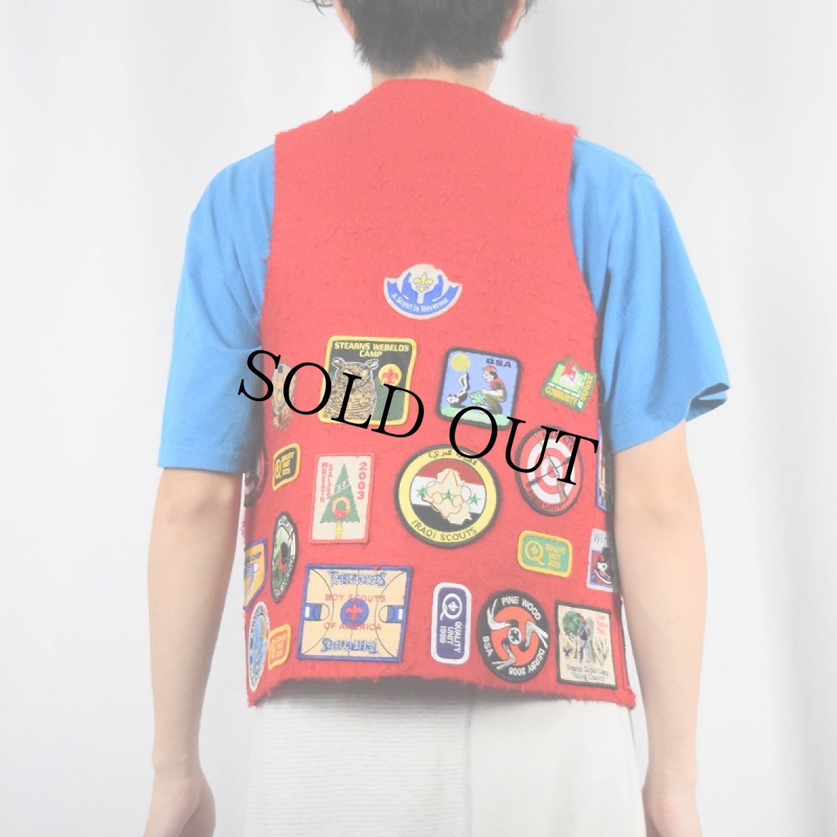 画像4: ハンドメイド ワッペン付き フェルトベスト (4)