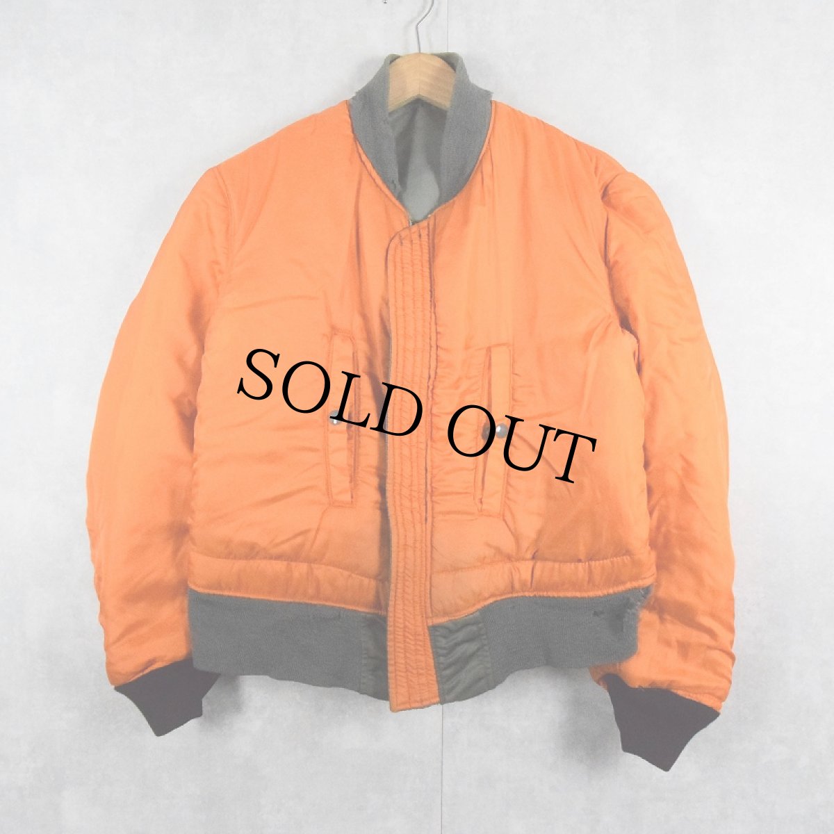 画像2: 70's U.S.AIR FORCE "MA-1 E-TYPE" マックイーンモデル フライトジャケット (2)