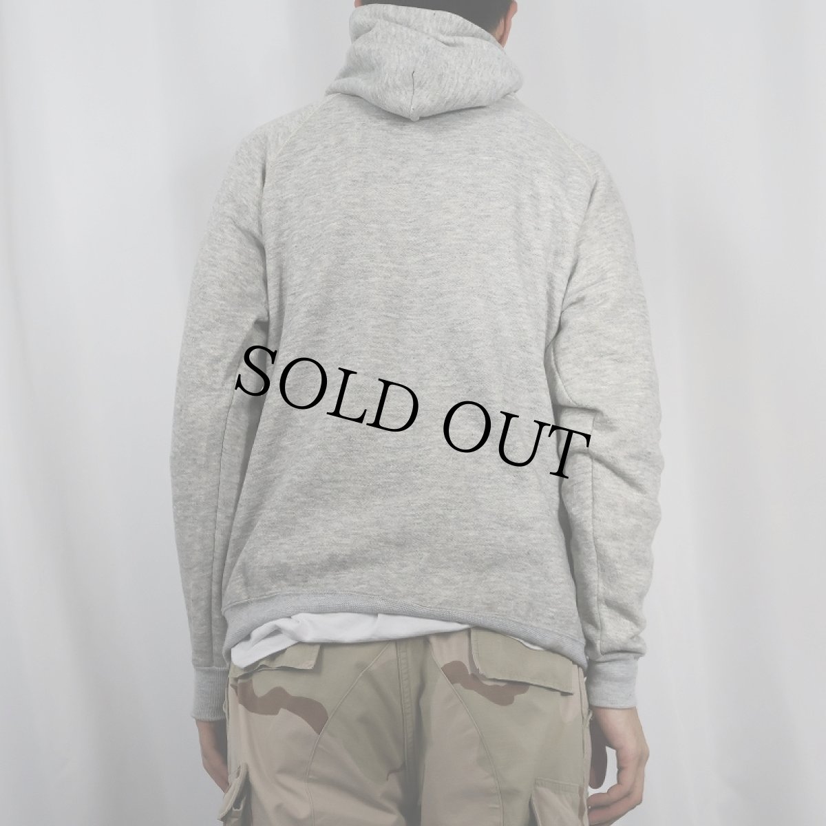 画像3: 70〜80's USA製 "NIMITZ 80 ATHLETICS" ラバープリント ラグランスウェットフーディー L (3)