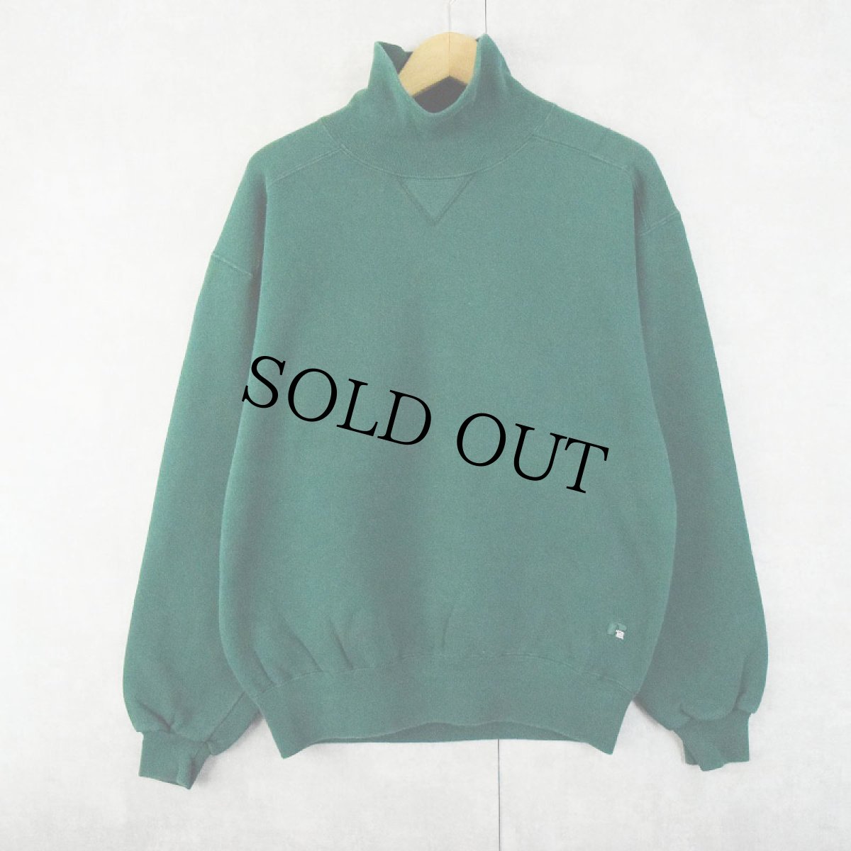 画像1: 90's RUSSELL ATHELETIC "HIGH COTTON" USA製 ハイネック 前Vスウェット GREEN M (1)