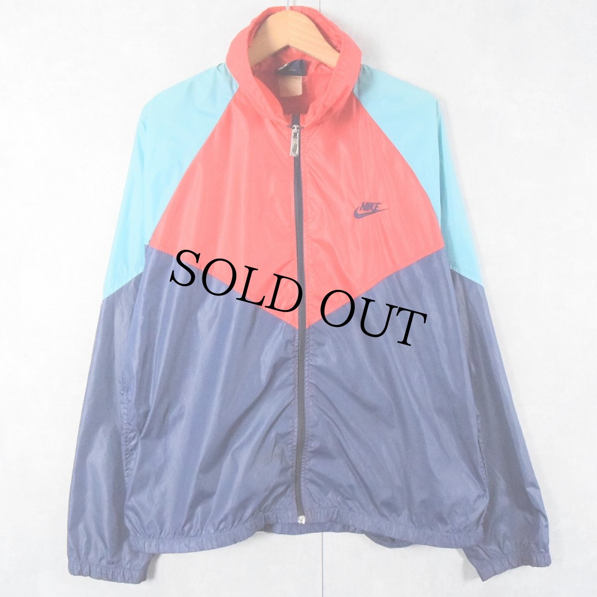 画像1: 80's NIKE 紺タグ ロゴ刺繍 切り替えデザイン ナイロンジップジャケット L (1)