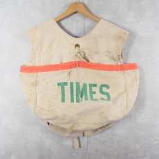 画像1: VINTAGE "TIMES" ニュースペーパーバッグベスト (1)