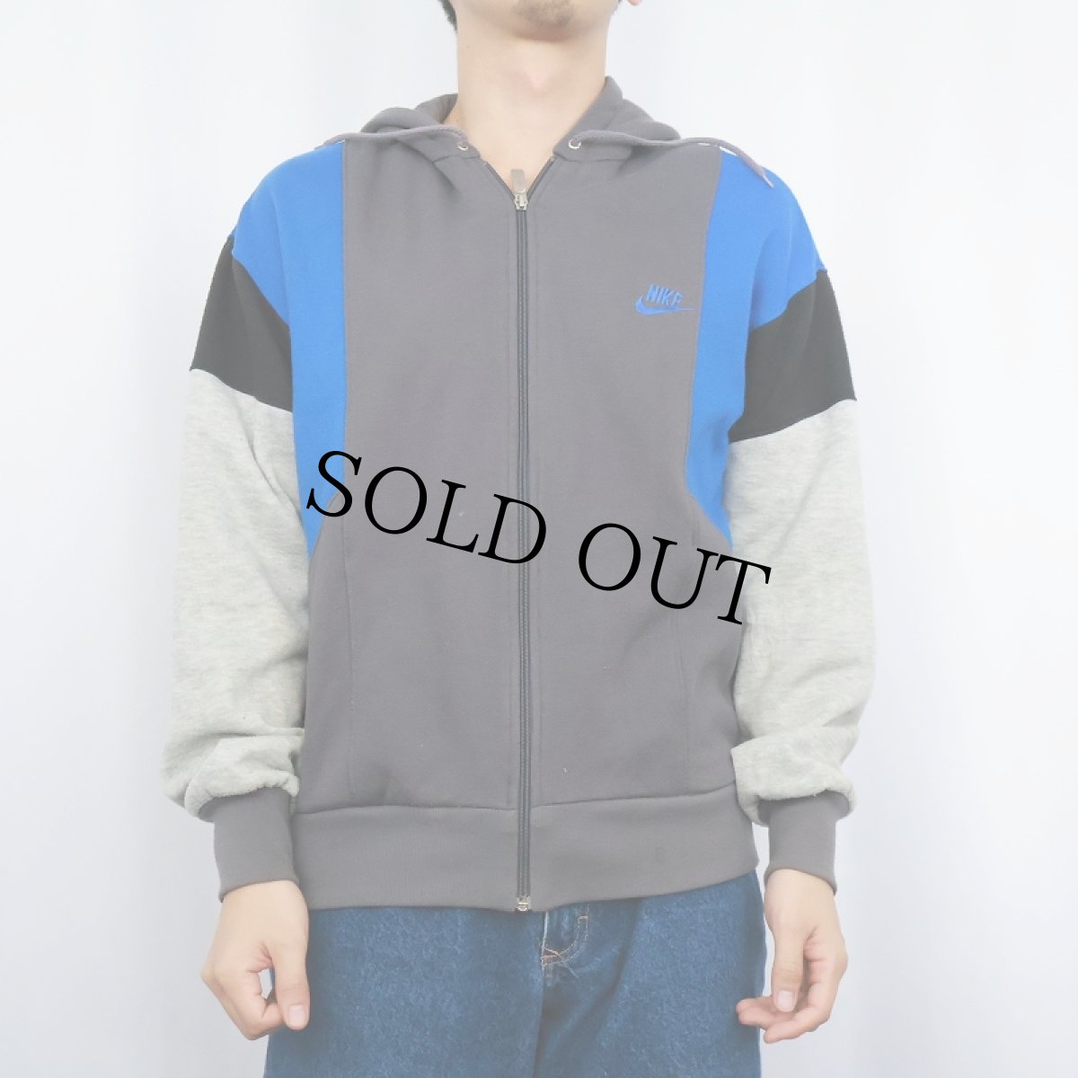 画像2: **【SALE】 80's NIKE 紺タグ 切り替えデザイン スウェットジップパーカー M (2)