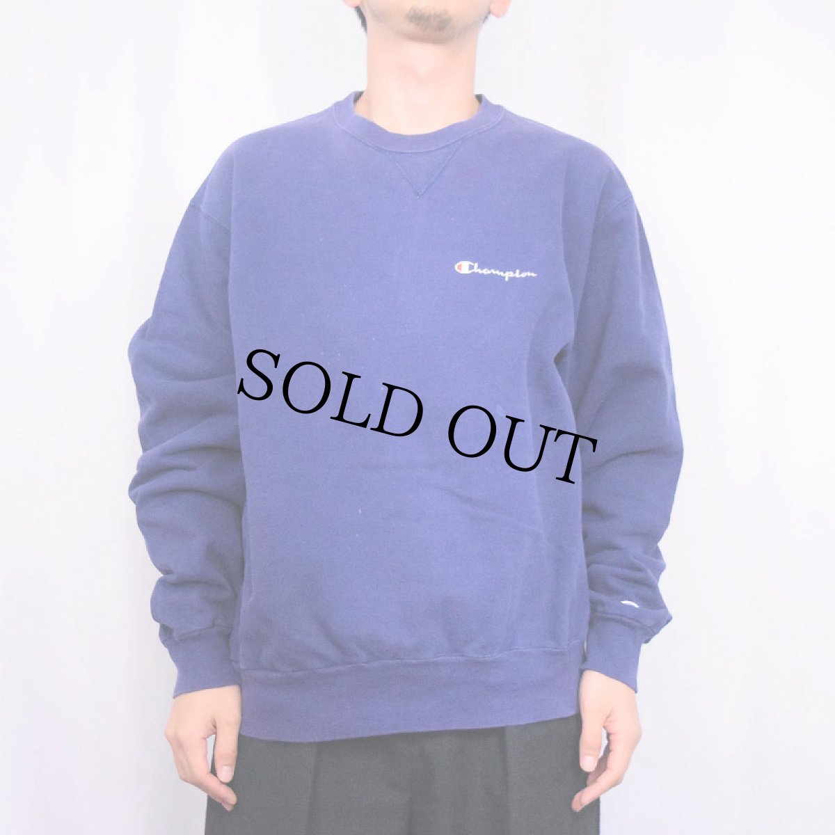 画像2: 90's Champion USA製 前V ロゴ刺繍スウェット XL (2)