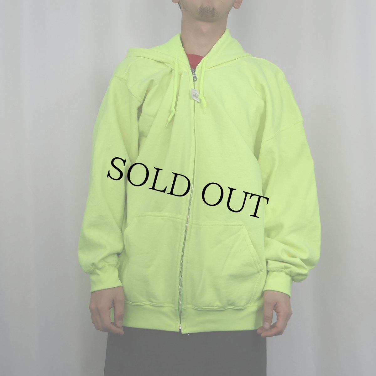 画像2: GILDAN ネオンカラー 無地 スウェットジップパーカー 2XL (2)