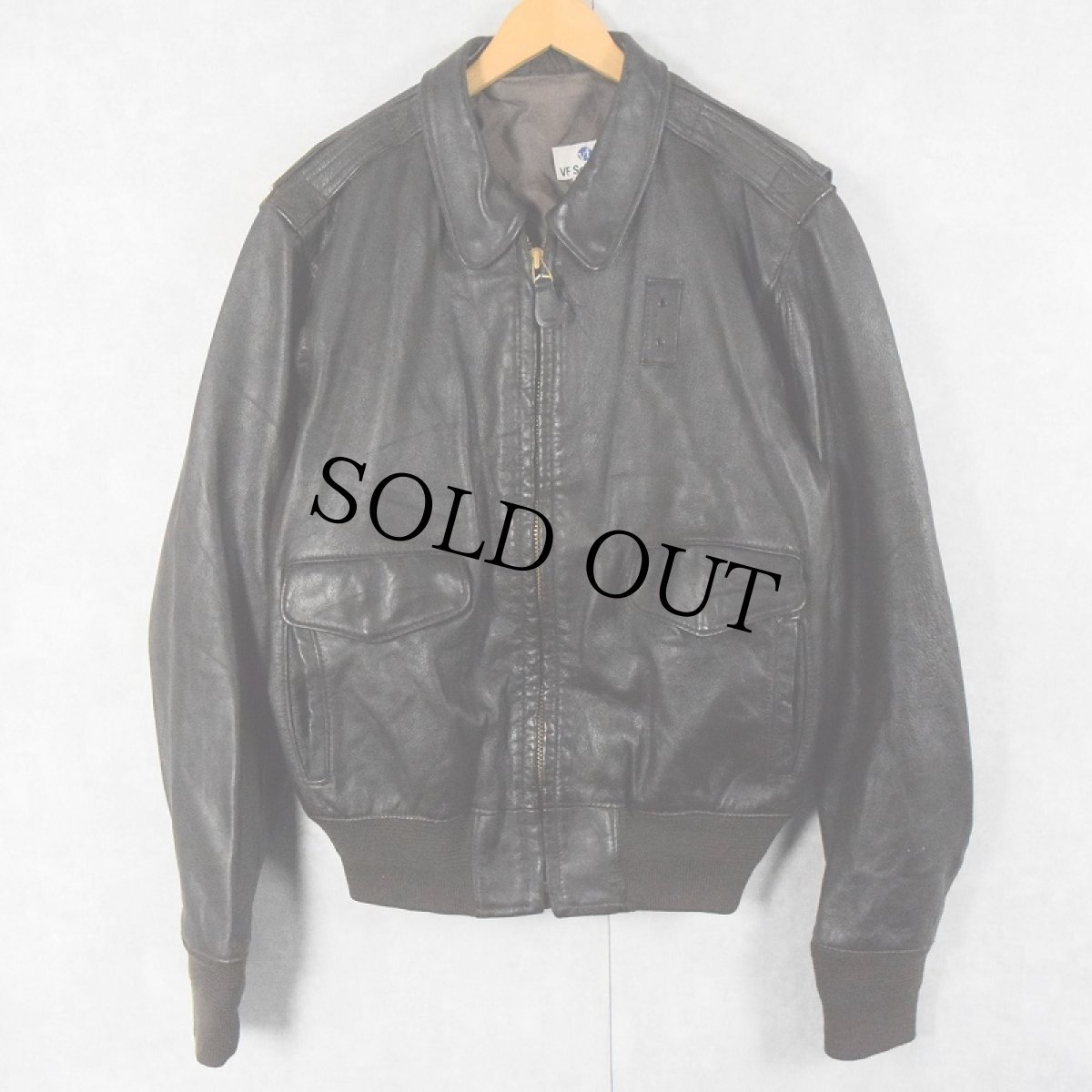 画像1: VF Solutions "A-2 TYPE" レザーフライトジャケット DARK BROWN 42 (1)