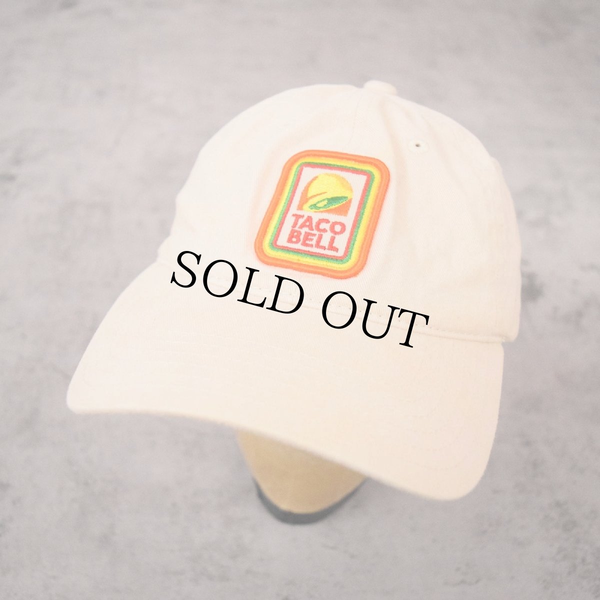 画像1: TACO BELL ファストフードチェーン ロゴ刺繍キャップ (1)