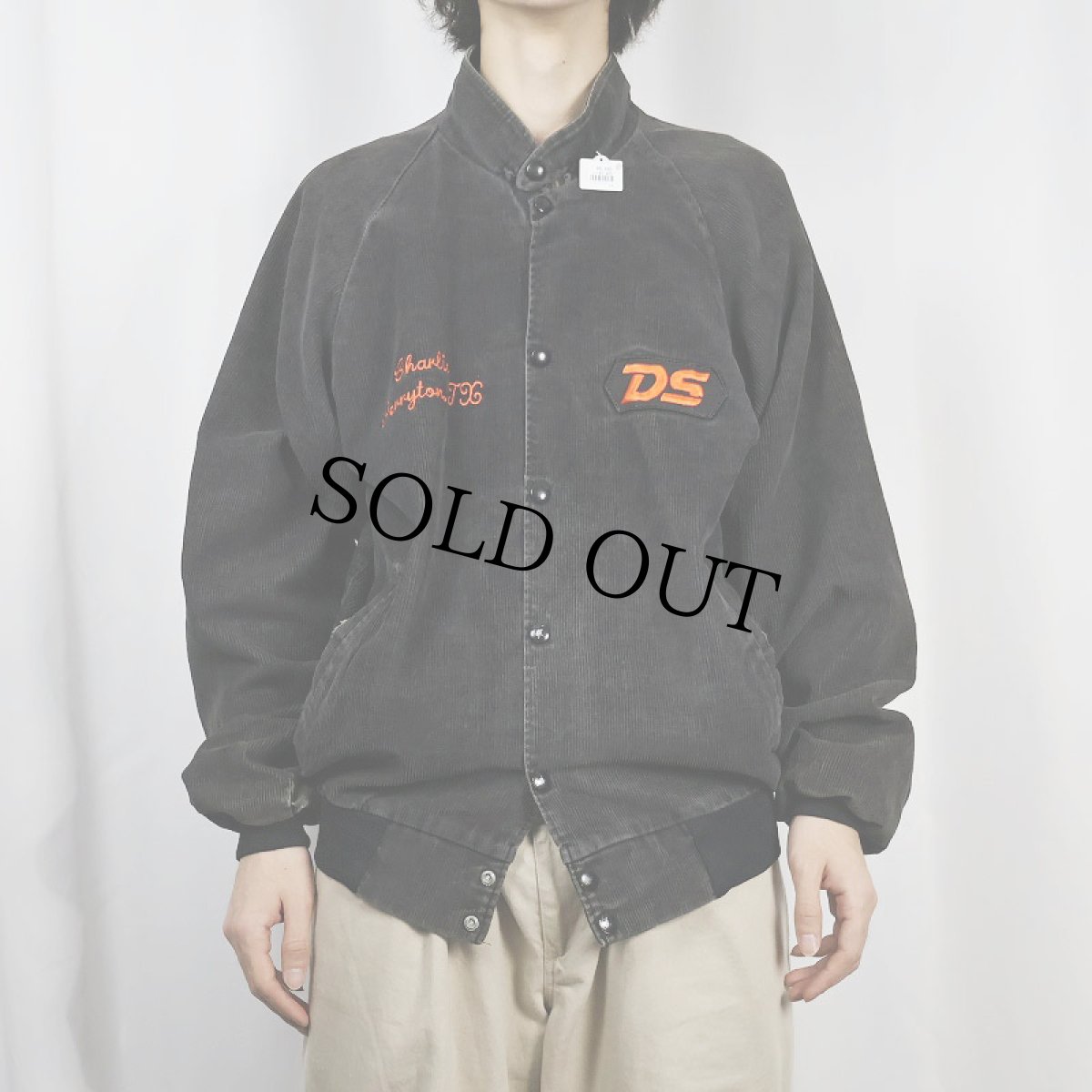 画像2: 〜90's 刺繍入り ワッペン付き コーデュロイスタジャン (2)