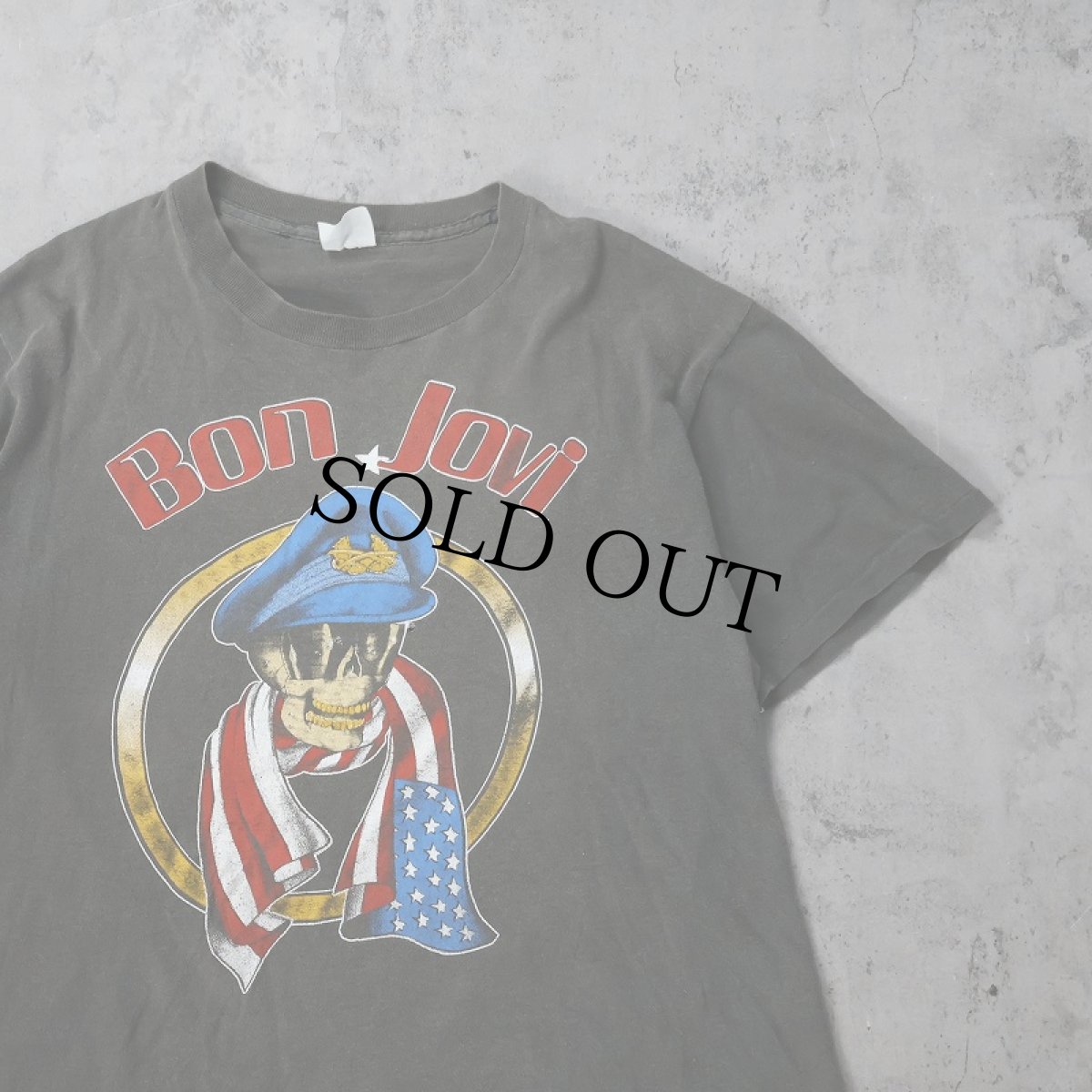 画像1: 80's Bon Jovi USA製 "WE CAME WE SAW WE KICKED YOUR ASS" ハードロックバンドTシャツ XL (1)