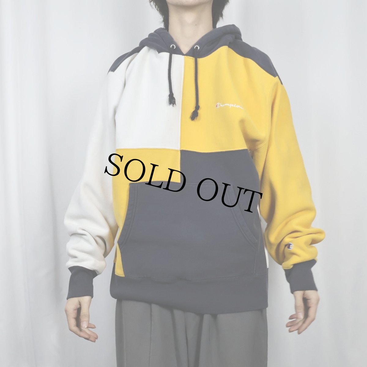 画像4: Champion ロゴ刺繍 パネル切り替え スウェットフーディー XL (4)