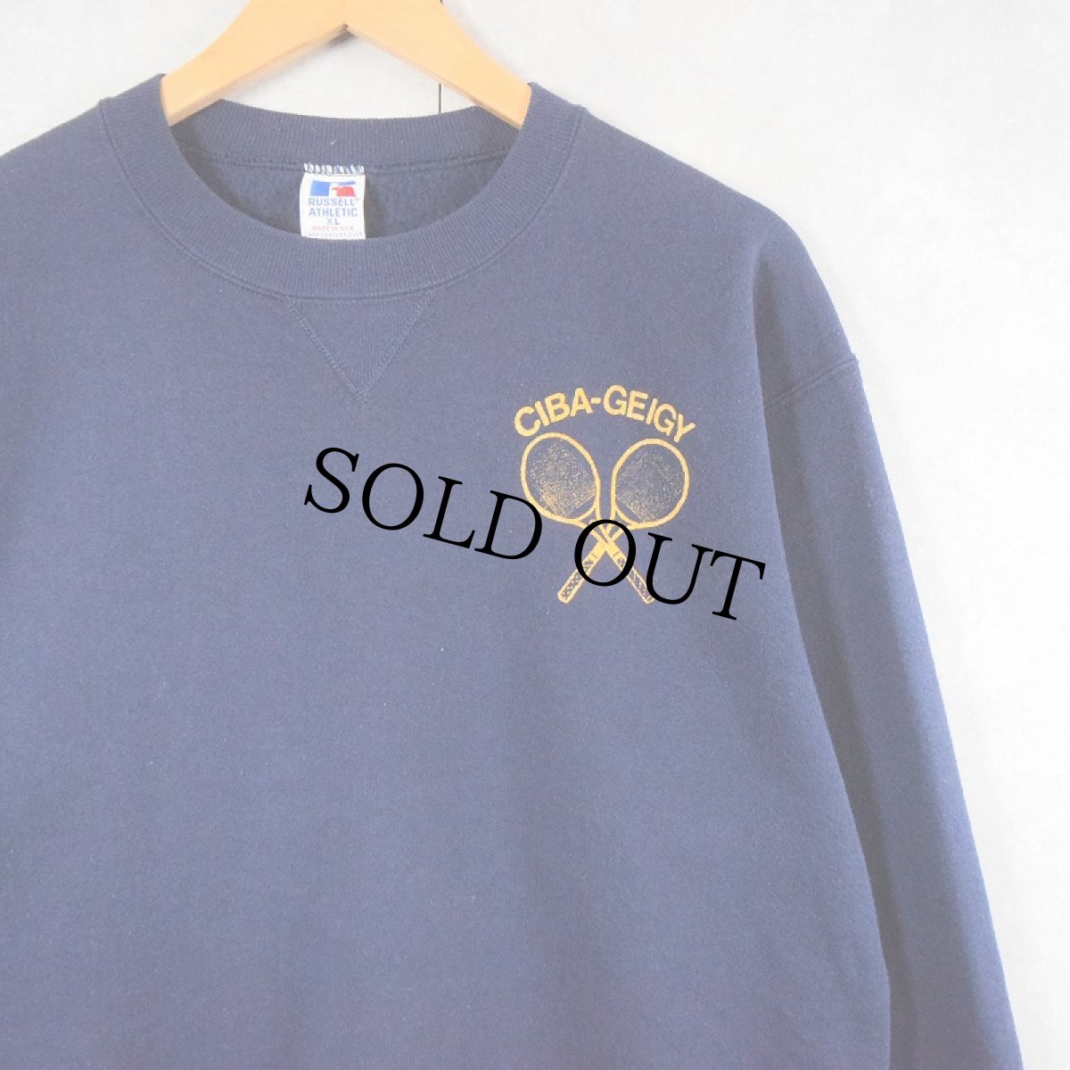 画像1: 90's RUSSELL ATHLETIC USA製 "CIBA-GEIGY" 前V プリントスウェット NAVY XL (1)