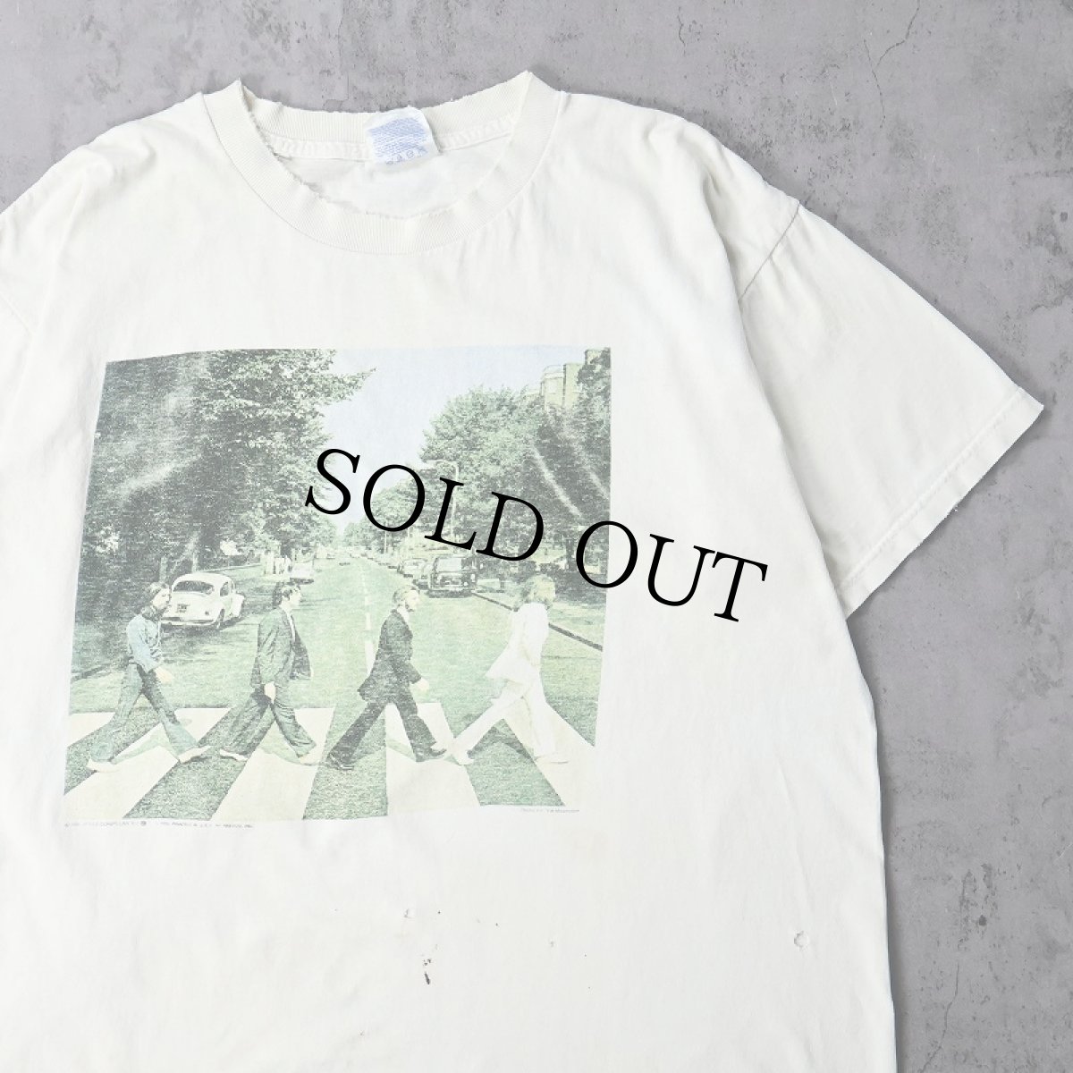 画像1: 90's THE BEATLES "ABBEY ROAD" ロックバンドアルバムTシャツ XL (1)