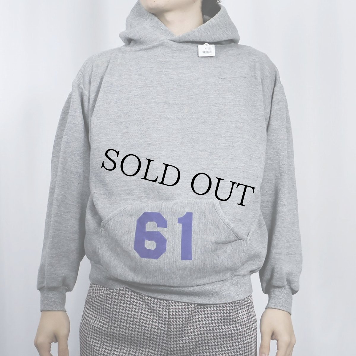 画像2: 70's RUSSELL ATHLETIC 金タグ USA製 "61" フロッキープリントスウェットフーディー L (2)