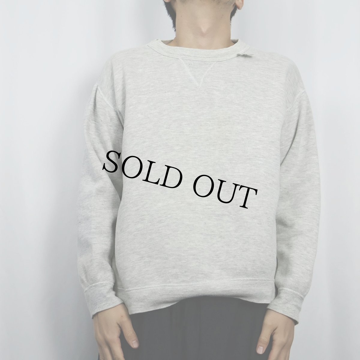 画像2: 60's RUSSELL ATHLETIC USA製 前V 無地スウェット L (2)