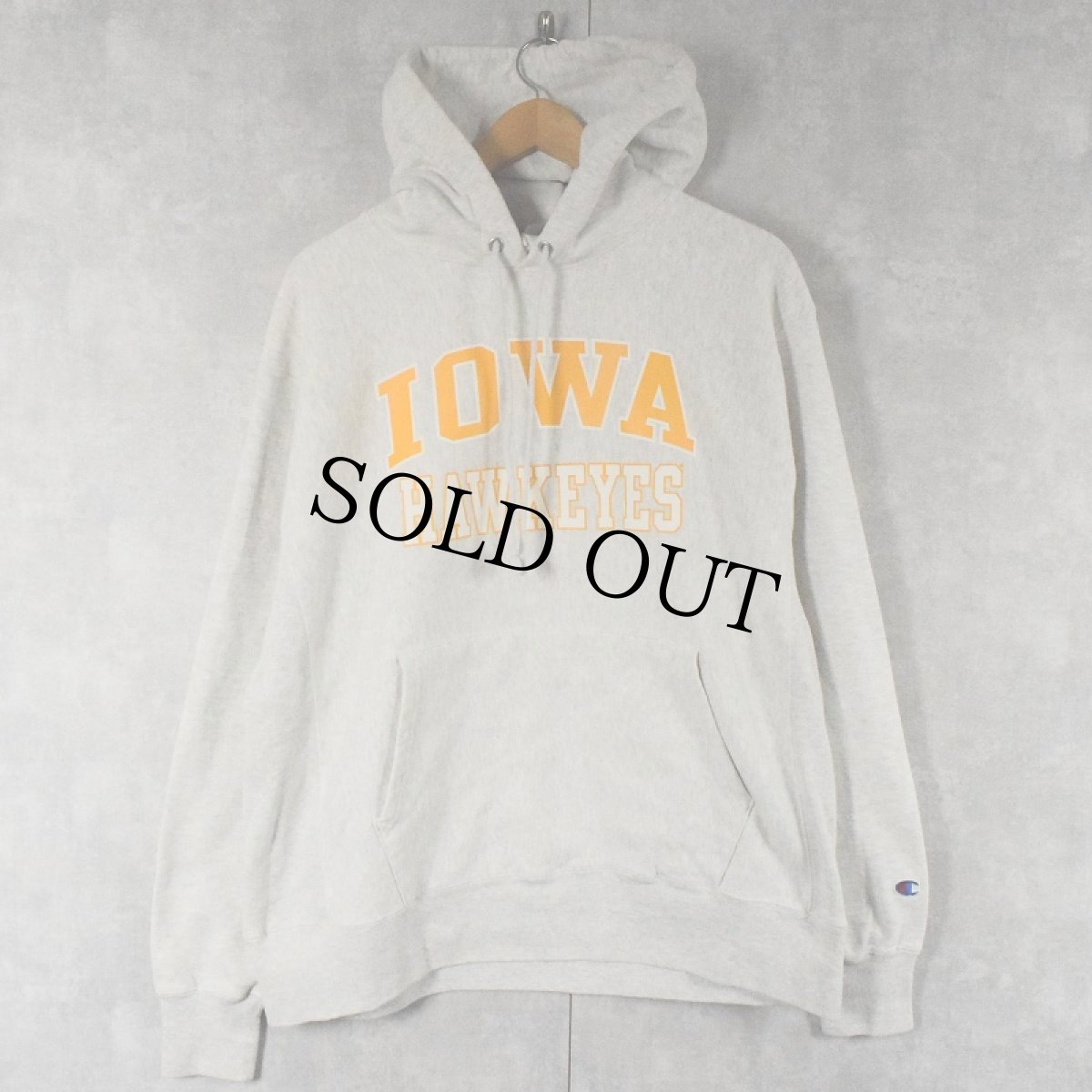 画像1: Champion REVERSE WEAVE "IOWA HAWKEYES" プリントスウェットフーディー L (1)