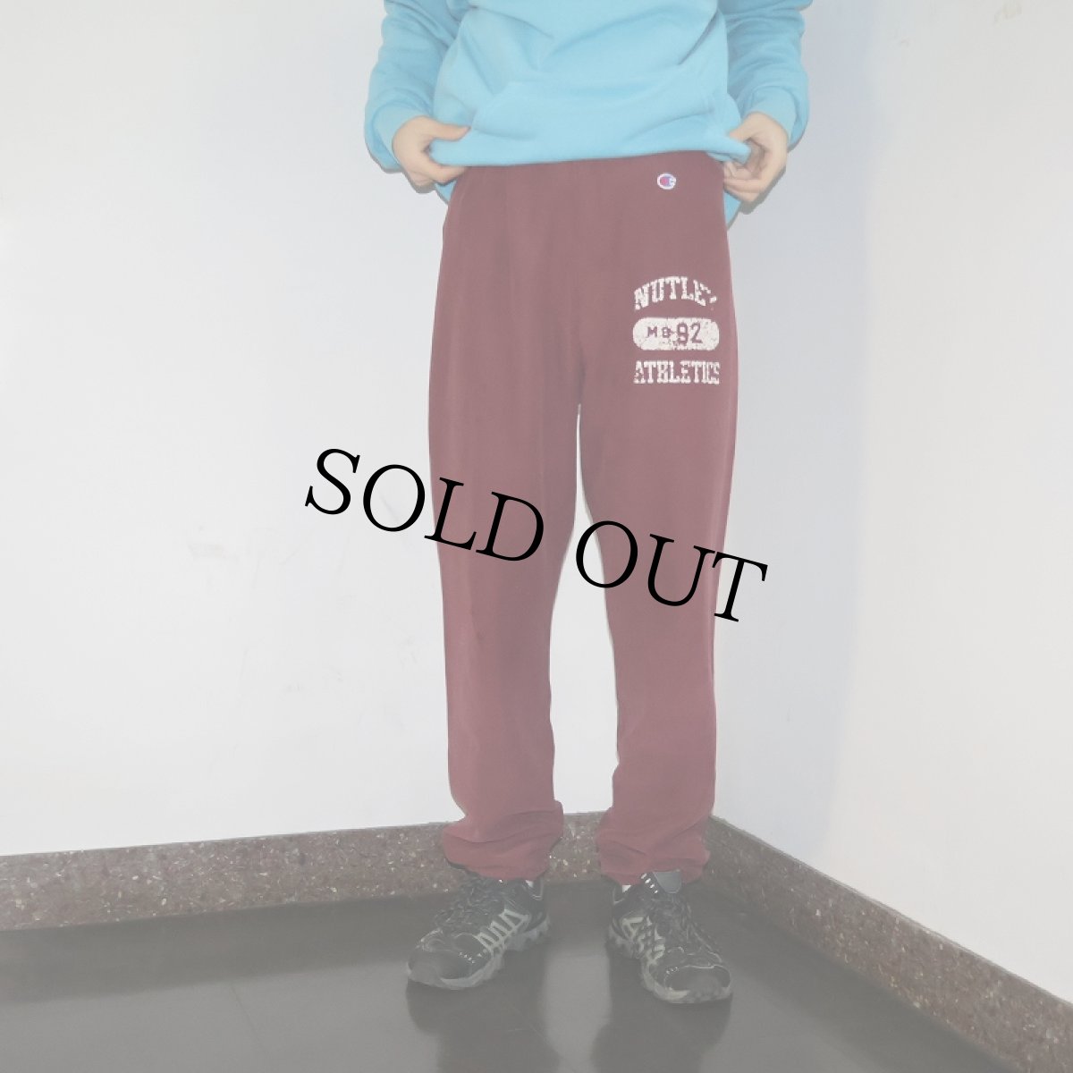 画像2: 90's Champion REVERSE WEAVE USA製 "NUTLEY ATHLETICS" プリントスウェットパンツ M (2)