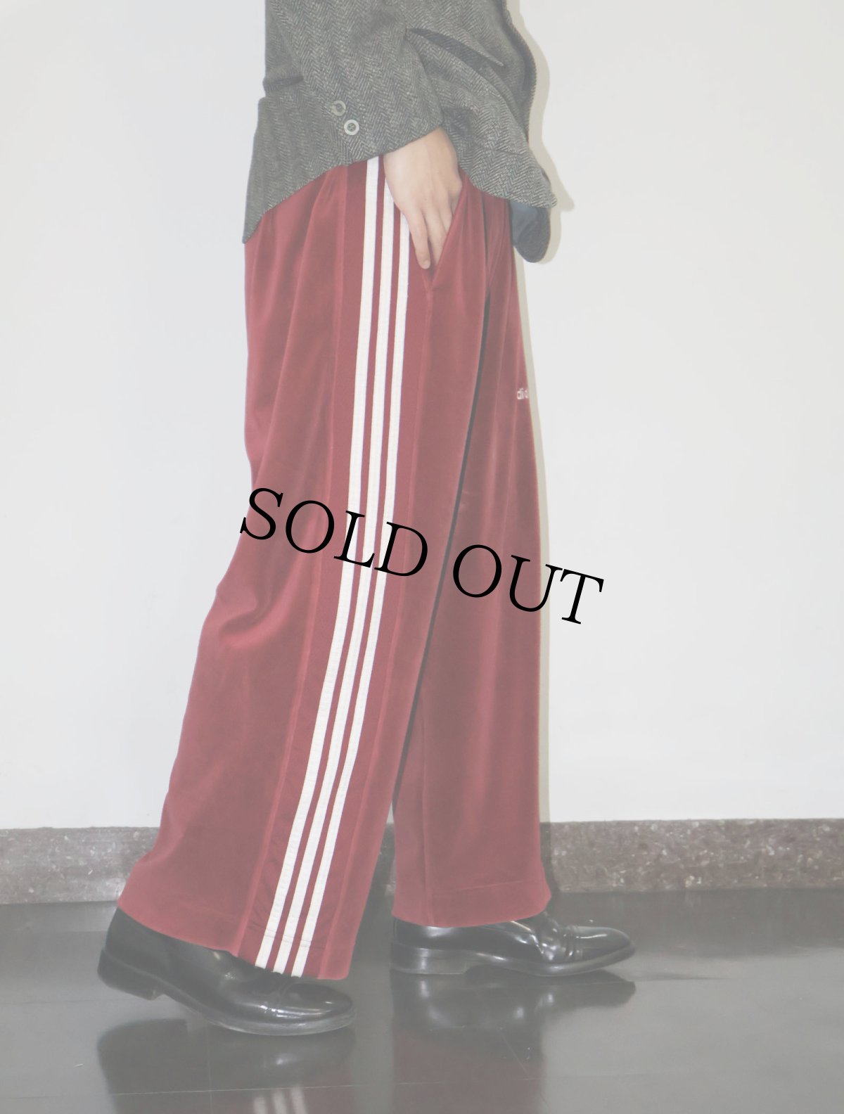 画像2: adidas ロゴ刺繍 サイドライン ベロアイージーパンツ XL (2)