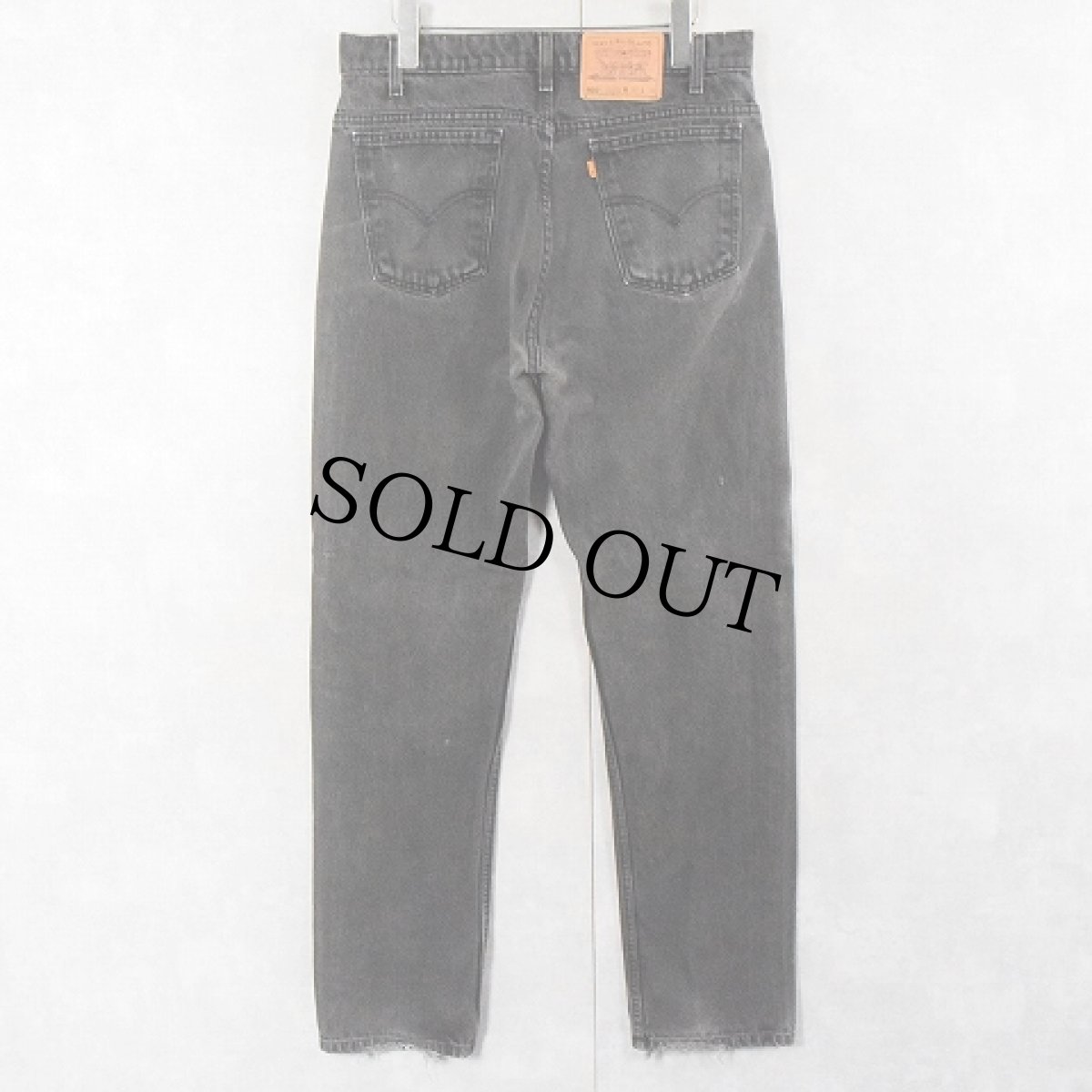 画像2: 90's Levi's 501 REGULAR FIT STRAIGHT LEG "サルファブラック" ブラックデニムパンツ W31 (2)